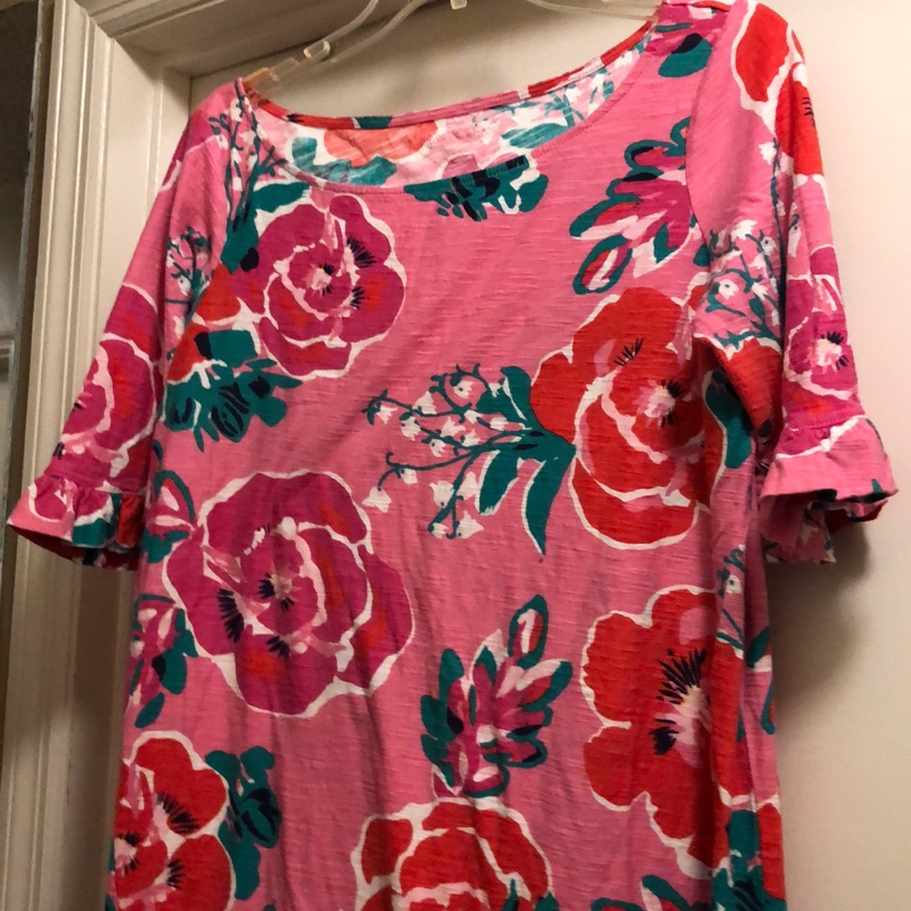 Lilly Pulitzer Tshirt dress with ruffled sleeves.